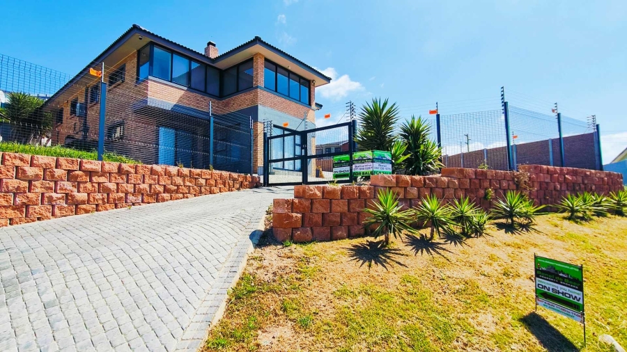 5 Bedroom Property for Sale in Island View Western Cape